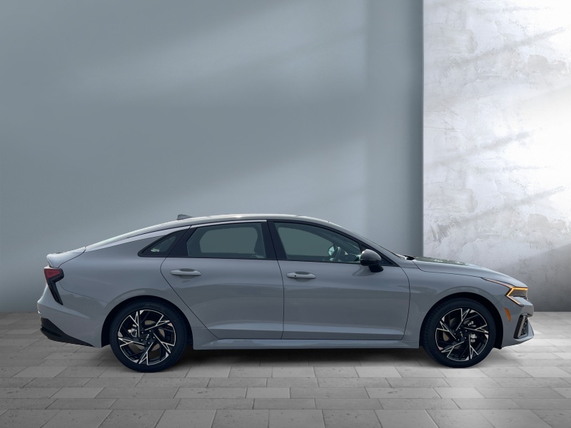 2025 Kia K5