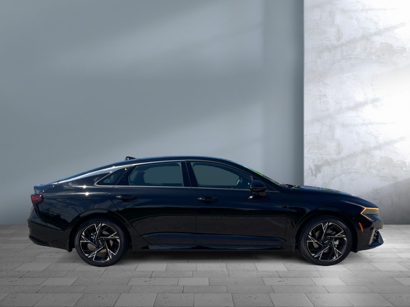 2025 Kia K5