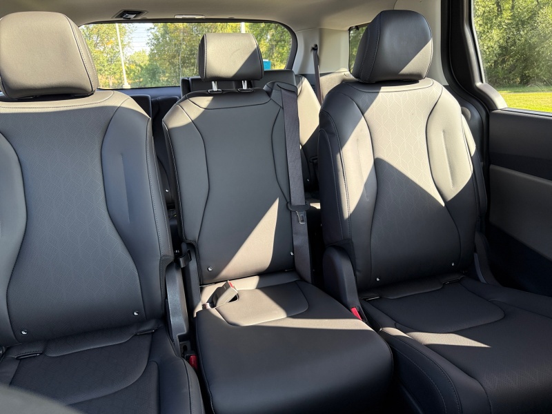 2026 Kia Carnival Hybrid