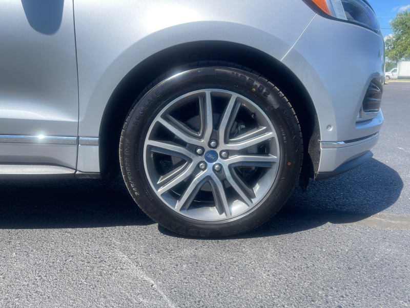 2019 Ford Edge