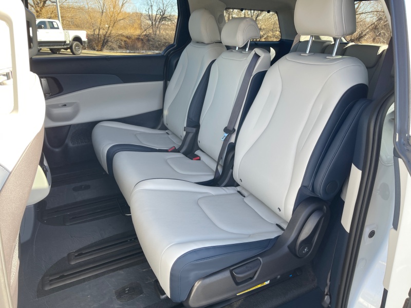 2026 Kia Carnival Hybrid