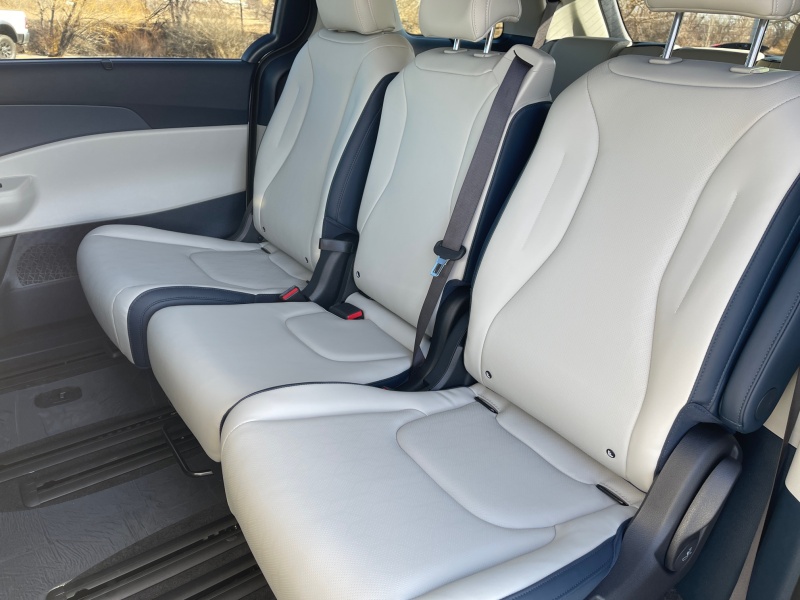 2026 Kia Carnival Hybrid