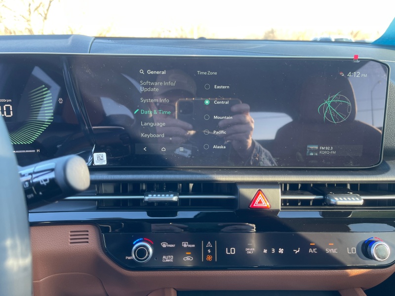 2026 Kia Sportage Hybrid