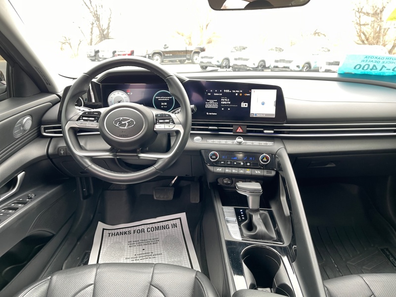 2023 Hyundai Elantra Hybrid