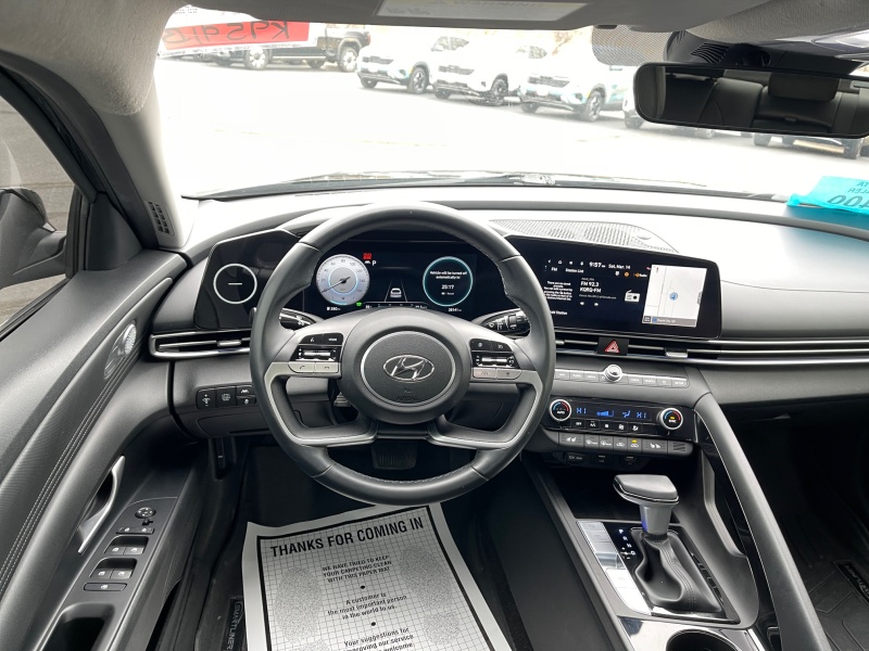 2023 Hyundai Elantra Hybrid