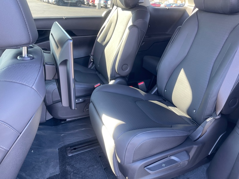 2026 Kia Carnival Hybrid