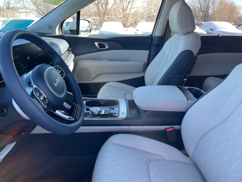 2026 Kia Carnival Hybrid