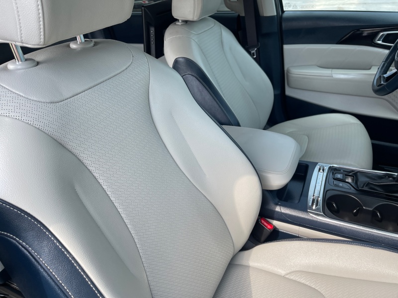 2025 Kia Carnival