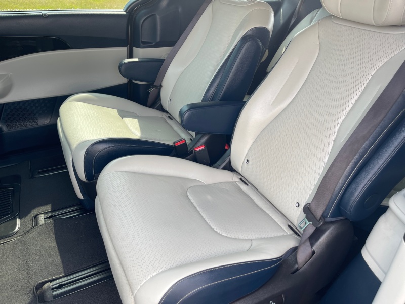 2025 Kia Carnival