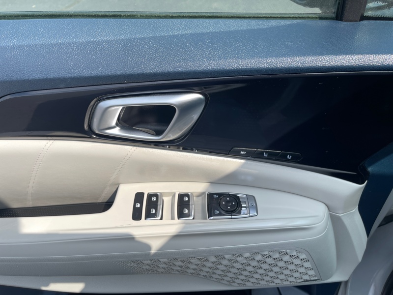 2025 Kia Carnival