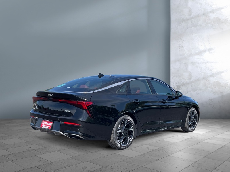 2026 Kia K5