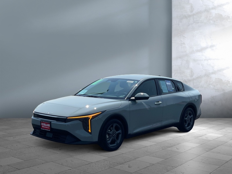 Used 2025 Kia K4 LXS Cars
