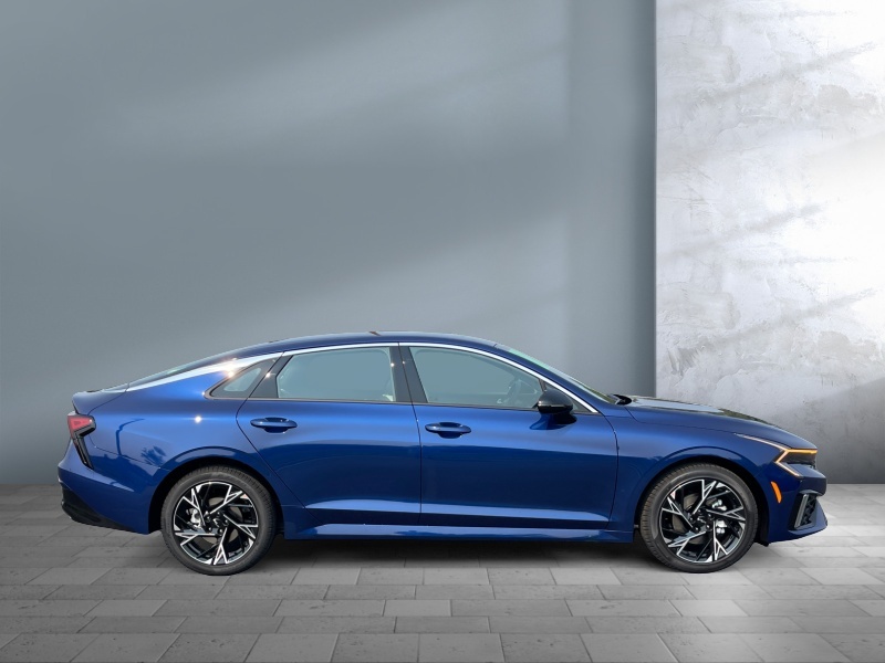 2026 Kia K5