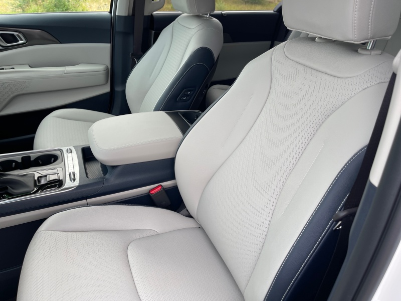 2027 Kia Carnival