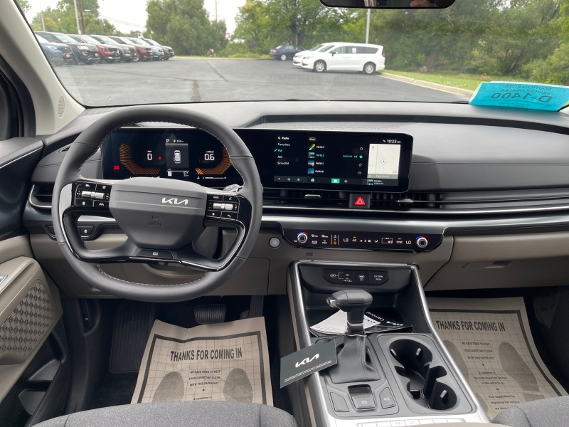 2027 Kia Carnival