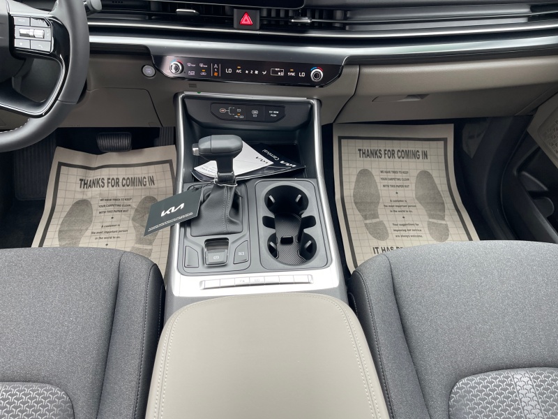 2027 Kia Carnival
