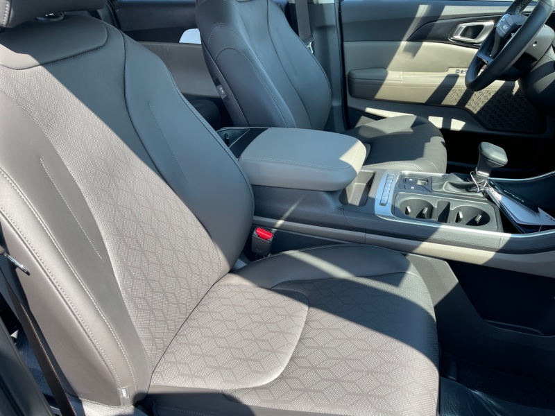 2027 Kia Carnival
