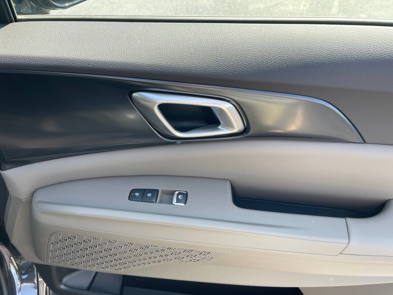 2027 Kia Carnival