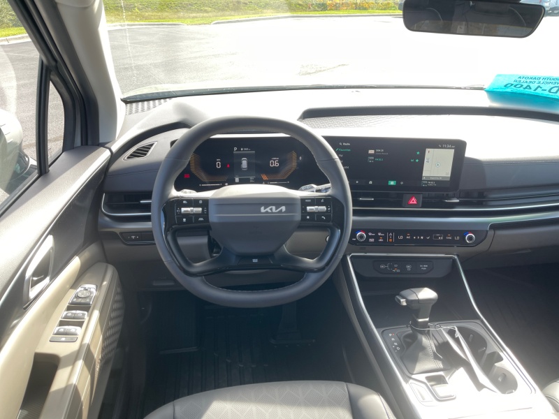 2027 Kia Carnival