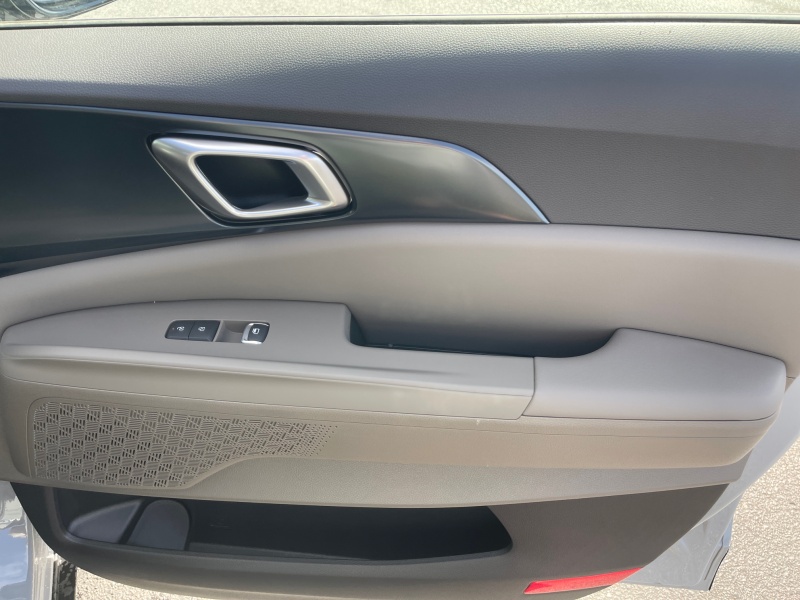 2027 Kia Carnival