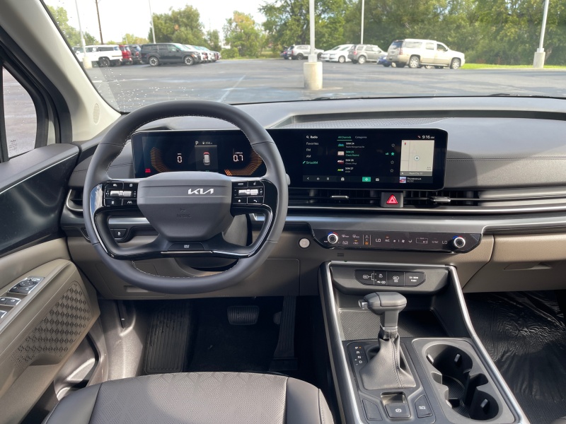 2027 Kia Carnival