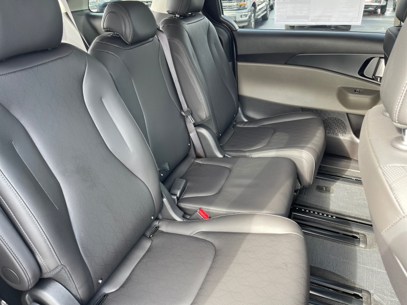 2027 Kia Carnival