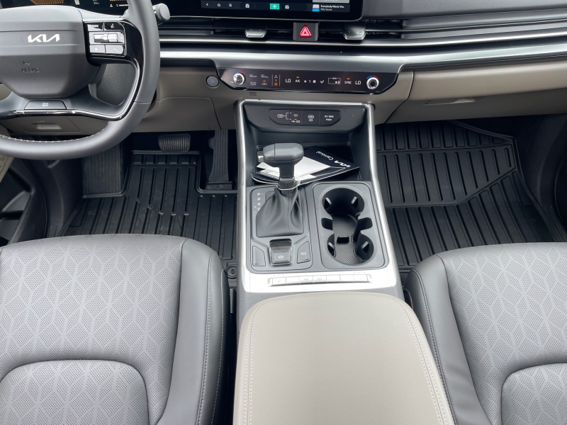 2027 Kia Carnival