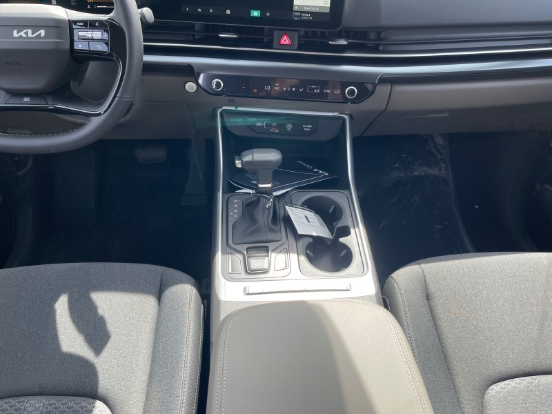 2027 Kia Carnival