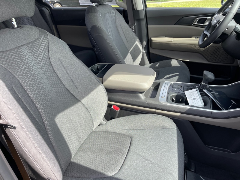 2027 Kia Carnival