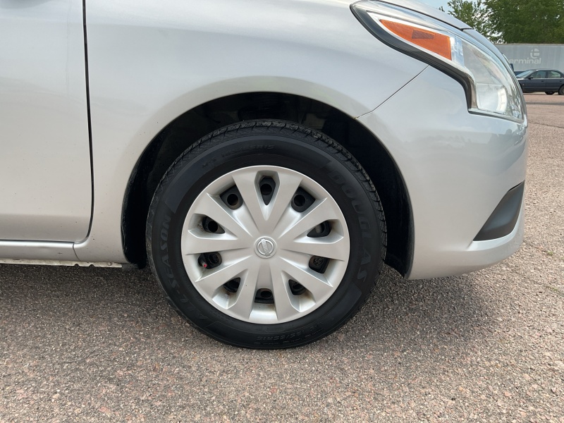 2019 Nissan Versa Sedan