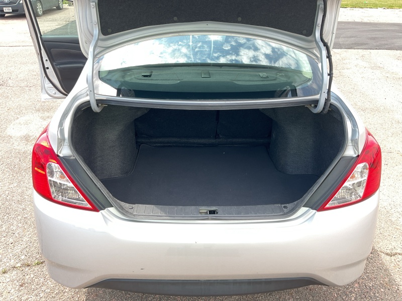 2019 Nissan Versa Sedan