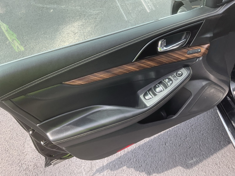 2017 Nissan Maxima