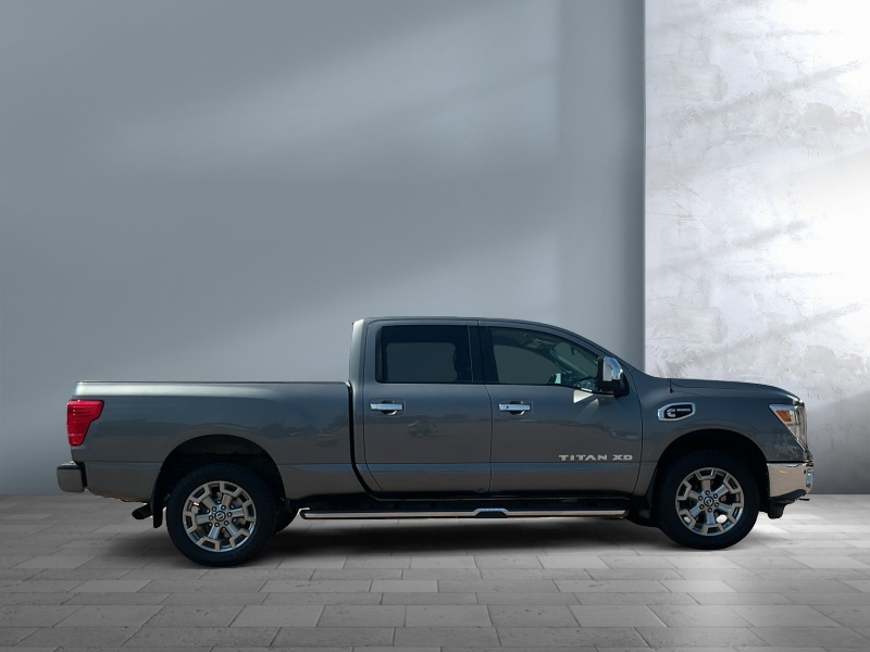 2018 Nissan Titan XD