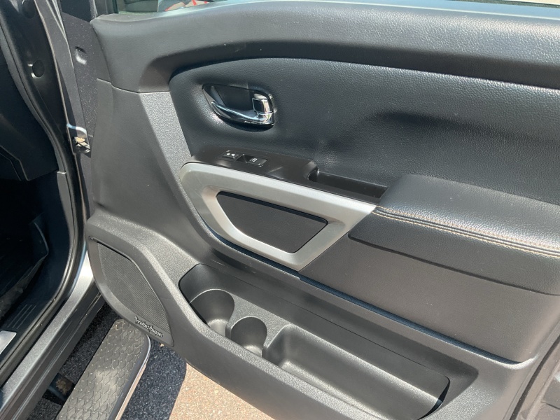 2018 Nissan Titan XD