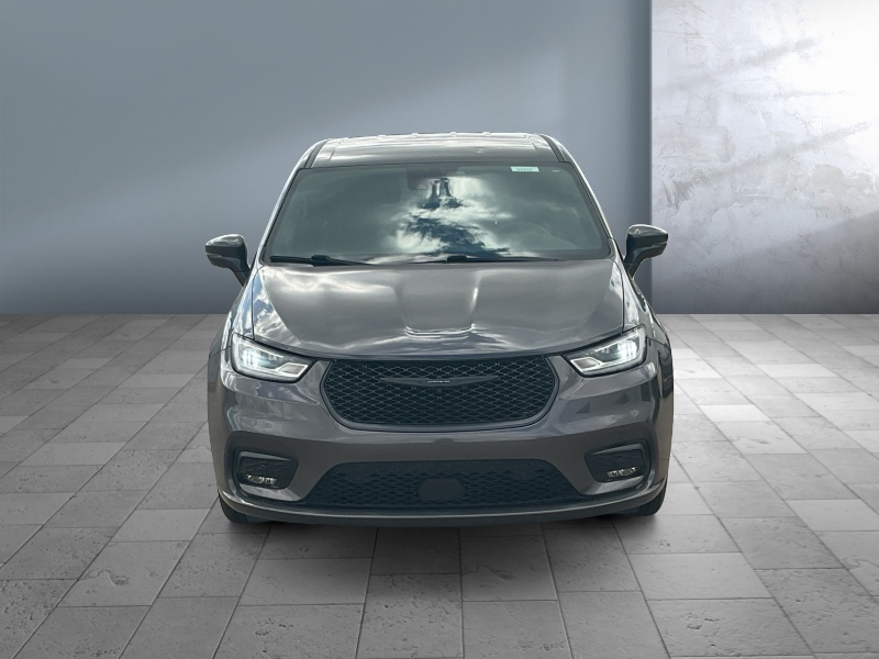 2022 Chrysler Pacifica