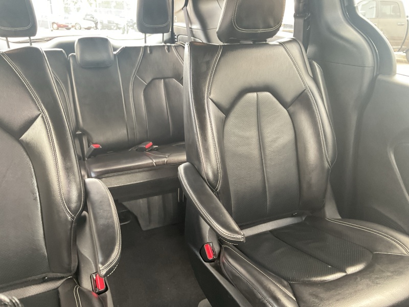 2022 Chrysler Pacifica