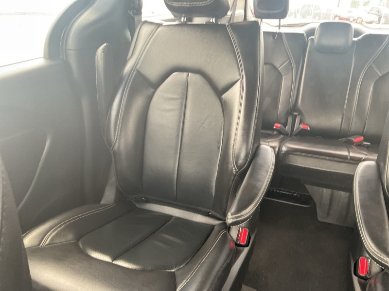 2022 Chrysler Pacifica