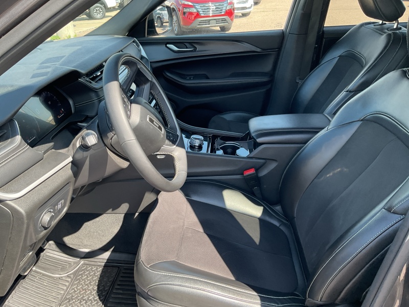 2023 Jeep Grand Cherokee L