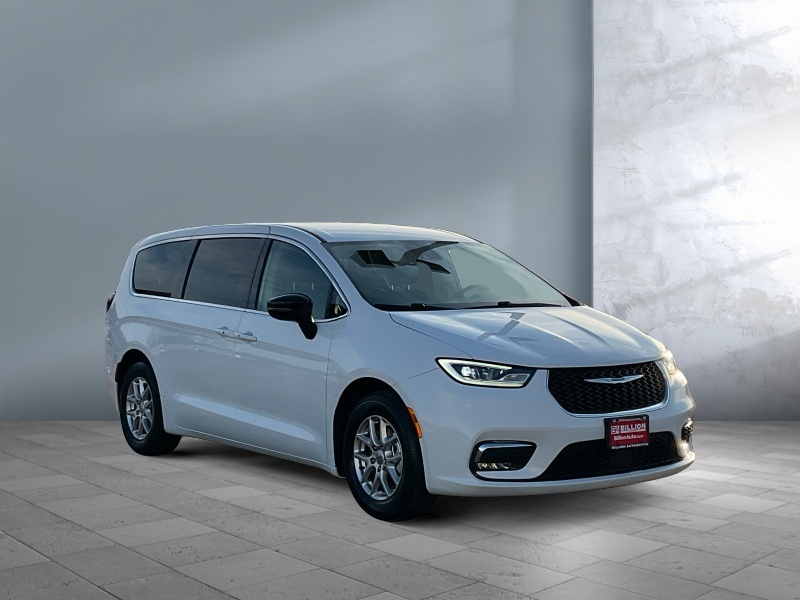 2024 Chrysler Pacifica