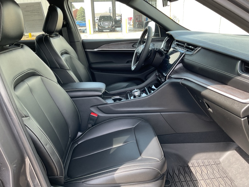 2025 Jeep Grand Cherokee L