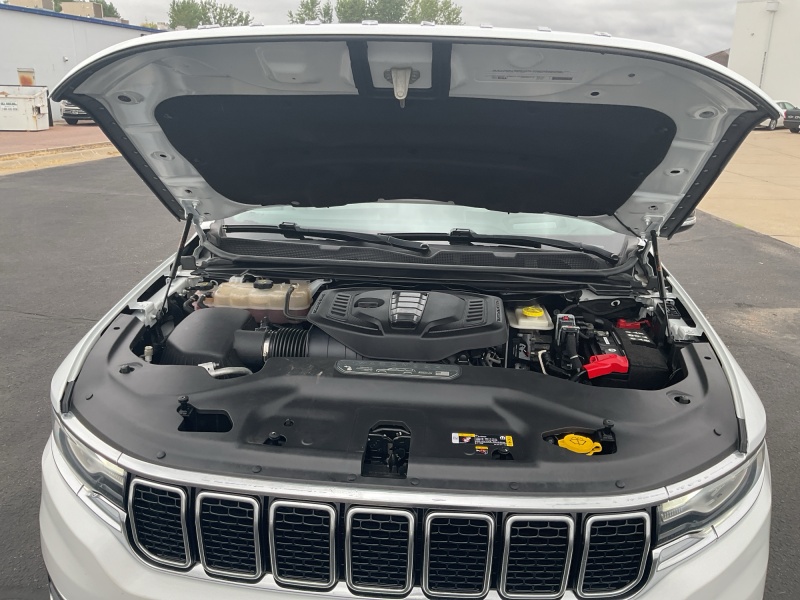 2023 Jeep Wagoneer