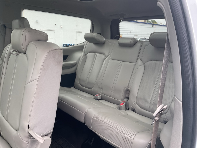 2023 Jeep Wagoneer