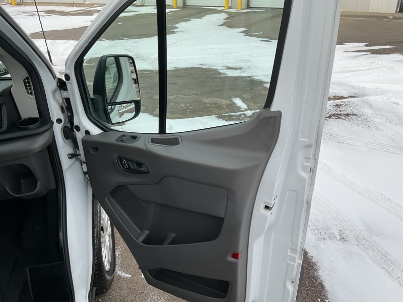 2023 Ford Transit Passenger Wagon