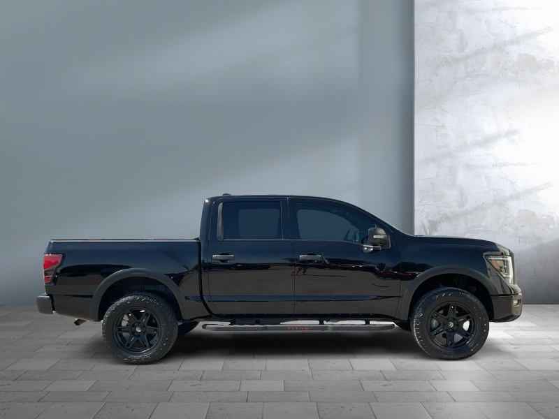 2024 Nissan Titan