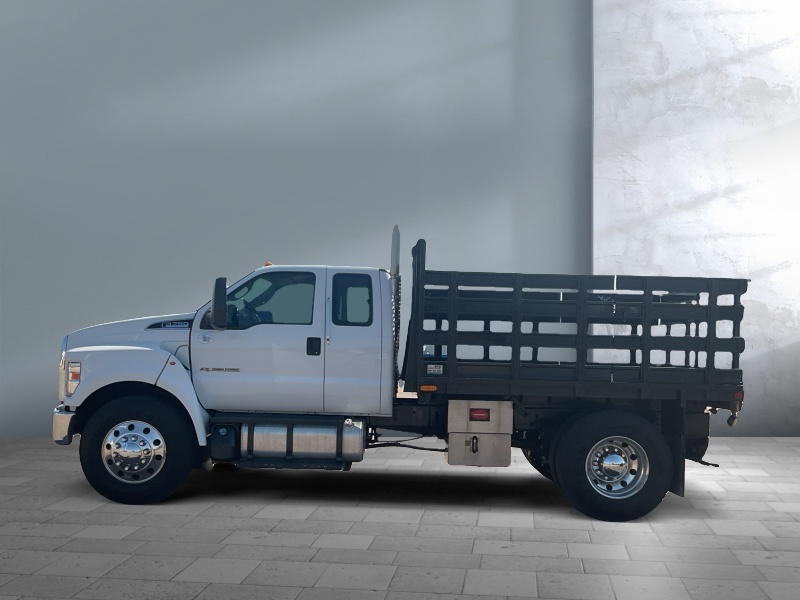 2021 Ford F-750 Straight Frame