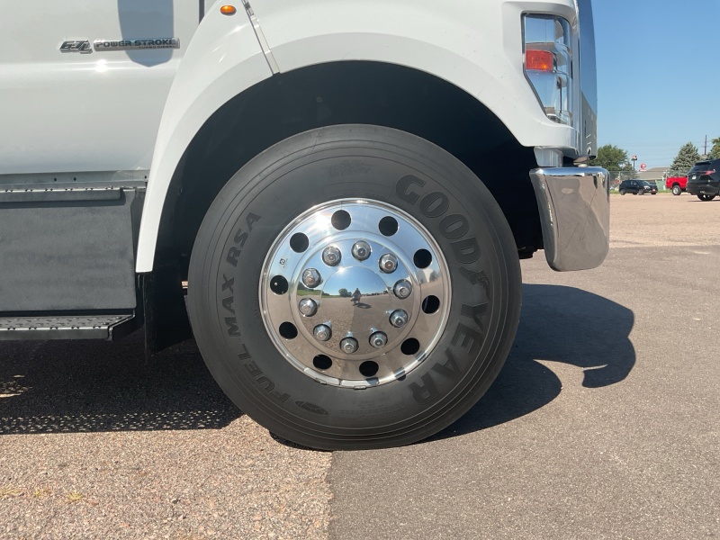 2021 Ford F-750 Straight Frame