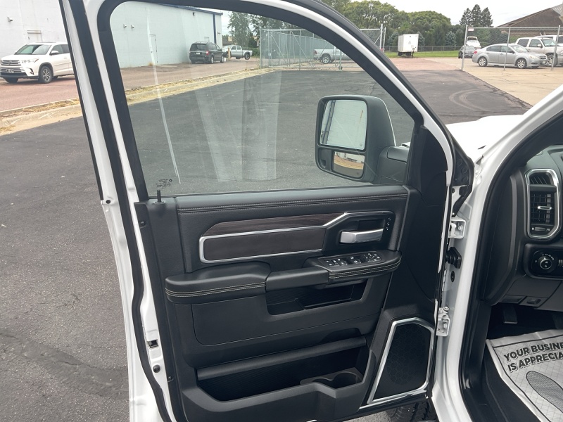 2025 Ram 2500