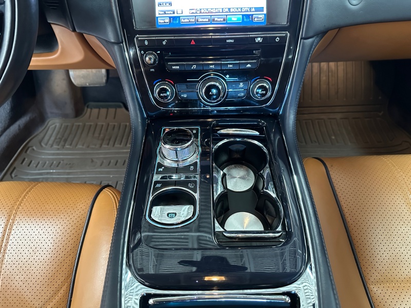 2011 Jaguar XJ