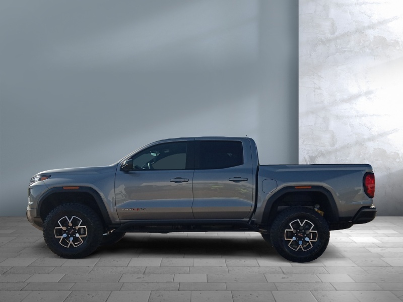 2024 GMC Canyon