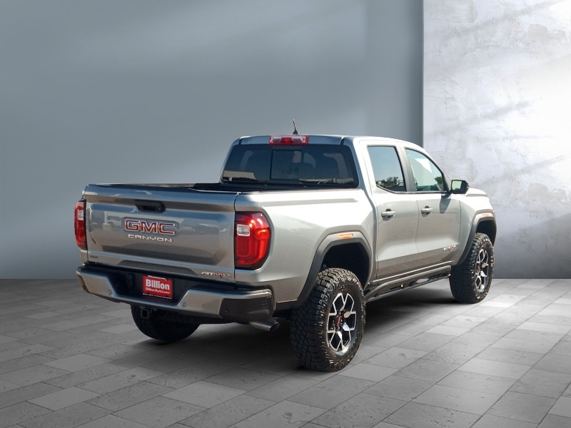 2024 GMC Canyon